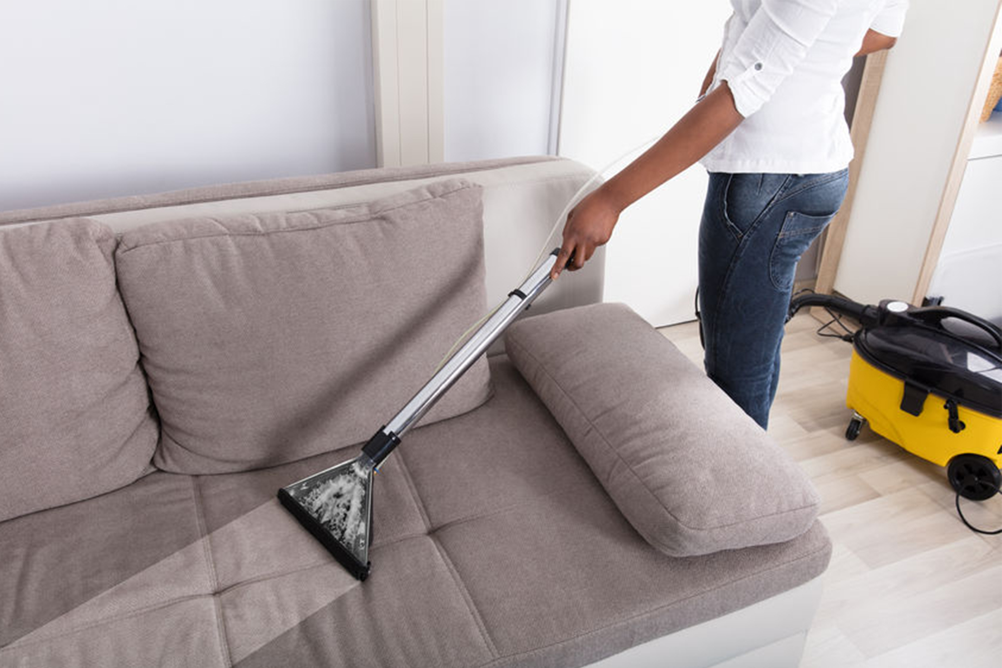 1687620151sofa-clean.jpg